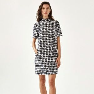 Judith and Charles Robe Marey Wool Blend Mini Dress Navy White Pattern Size 12